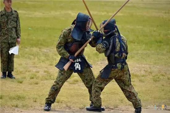 资料图:日本自卫队训练“拼刺刀”