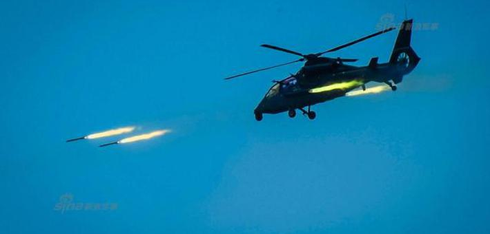 我军亮剑台海威慑对岸:直19猛打火箭弹