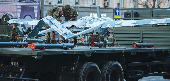 俄罗斯无人攻击机首次亮相阅兵