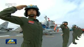 习近平检阅部队