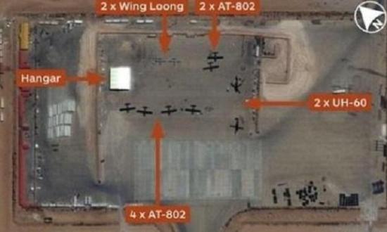 al-Khadim空军基地是翼龙无人机在利比亚大本营,图中可以看到2架翼龙无人机