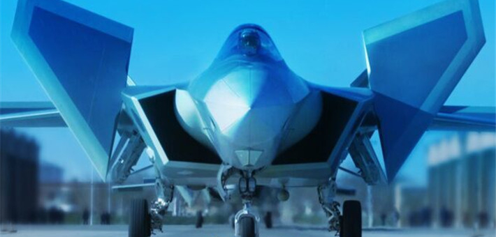 中国歼20正式列装空军作战部队