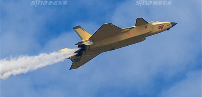 2021号歼20疑装新型太行发动机