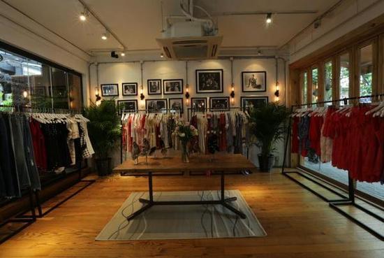 REVOLVE SOCIAL CLUB在上海的 Show Room