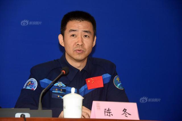 中国航天员群像 航天事业辉煌离不开他们的名字