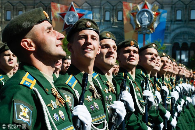 Ī˹�ƺ쳡����ʢ���ı�  ��������ս��ʤ��73����