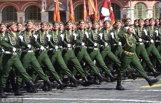 Ī˹�ƺ쳡����ʢ���ı�  ��������ս��ʤ��73����