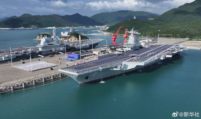 高清大图!我国第一艘电磁弹射型航空母舰入列
