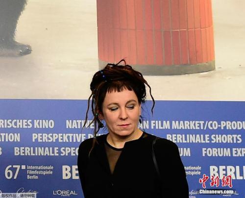 资料图:图为2018年诺贝尔文学奖授予奥尔加·托卡尔丘克(Olga Tokarczuk)。