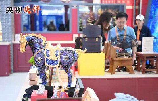 【央视快评】建设开放型世界经济 为构建人类命运共同体不断注入新动力