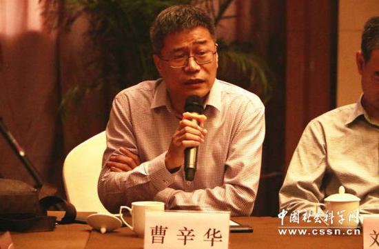 上海大学特聘教授曹辛华致辞介绍了《全民国词》编纂过程上海大学/摄