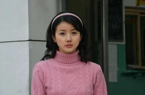 44岁知名女演员自曝被前夫指责害死公公,一周前刚宣布离婚!