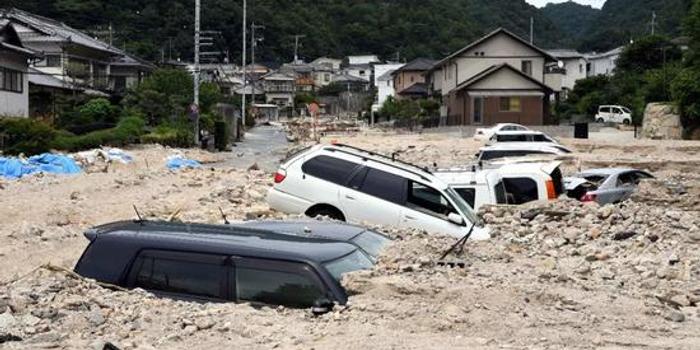 为什么日本这么发达 一场暴雨却死了200人?