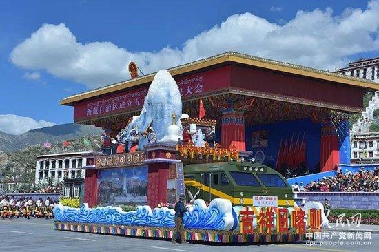 中央代表团赴西藏，几个细节值得关注