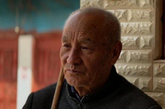 云南77岁男子被无罪羁押17年,申请国家赔偿1911万:希望活着得到赔偿