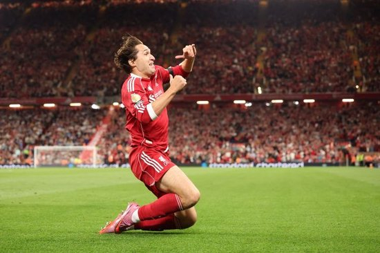 回声报:萨拉赫表现不佳之际,基耶萨应该被视为其短期替代者