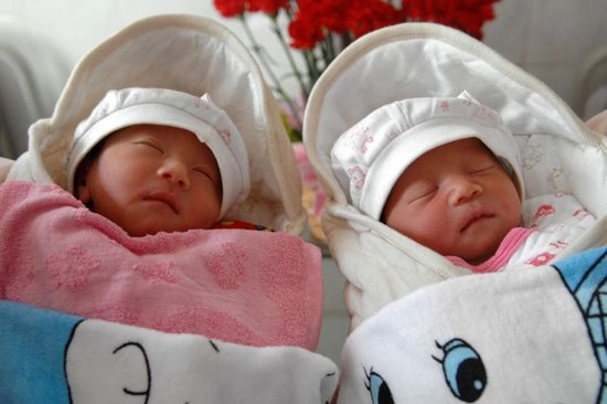 中央重磅定调生育、教育政策,释放什么信号?