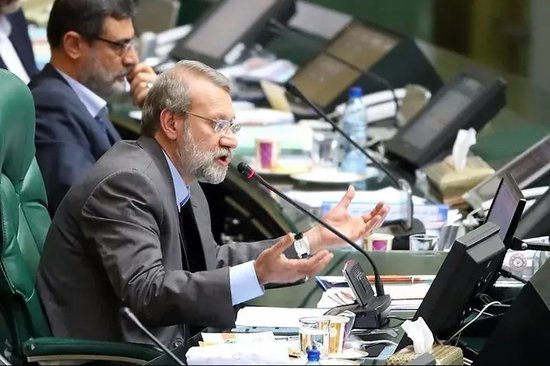 拉里贾尼与儿子一同遇袭身亡，被以跟踪数周！哈梅内伊死后重出江湖担起领导重任