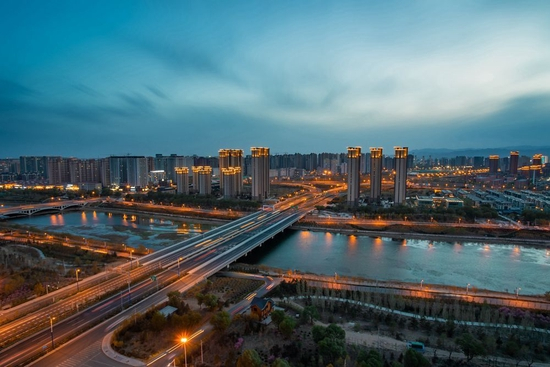 图片来源:摄图网_501759619
