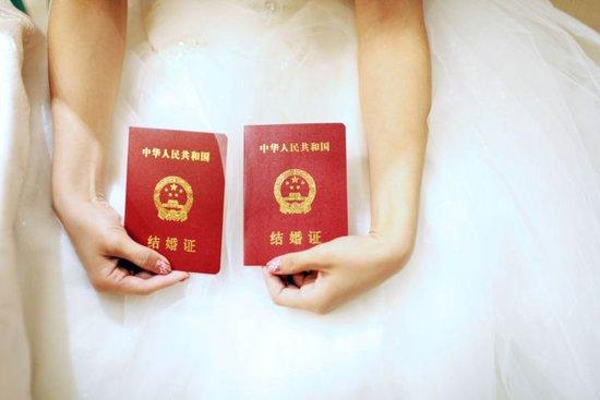 全国结婚登记量跌破700万对 新世代：我为什么要结婚？