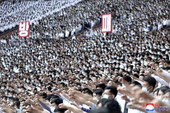  朝鲜平壤“6·25反美奋斗日”大众会议图片 图源：朝中社网站