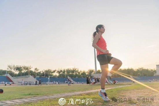 业余选手更快！马拉松大众组女子冠军，成绩超过中国队2位奥运选手