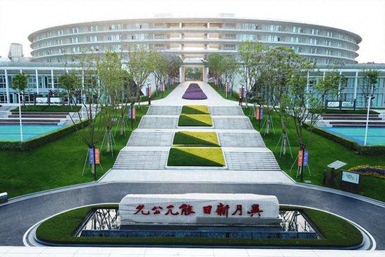 重庆名校被指以转学为名“掐尖”四川特优生,渝北教委介入调查