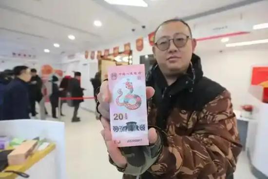 “蛇钞”溢价200%背后:三大原因刺激二手行情走高