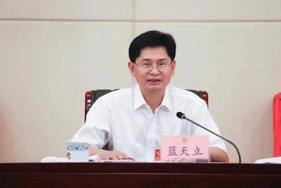 正部级“老虎”!蓝天立任上被查,最后一次公开露面是5天前
