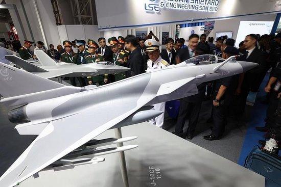 歼-10CE火出圈,不愧是猛龙!国产战机霸气名称大盘点
