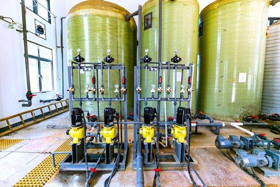 被欠超亿元污水处理费,污水厂起诉县政府索赔5.7亿,当地:资金困难