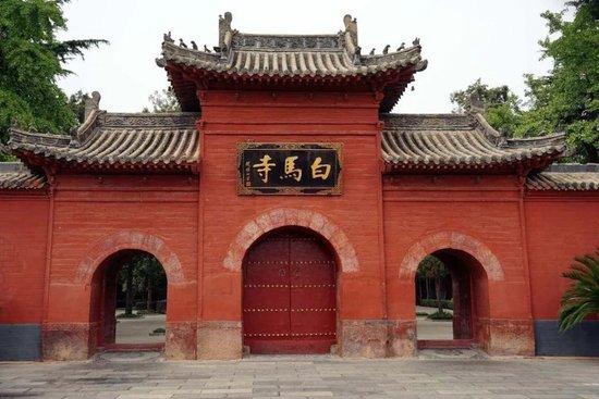 少林寺新住持:开挖机种麦子的方丈