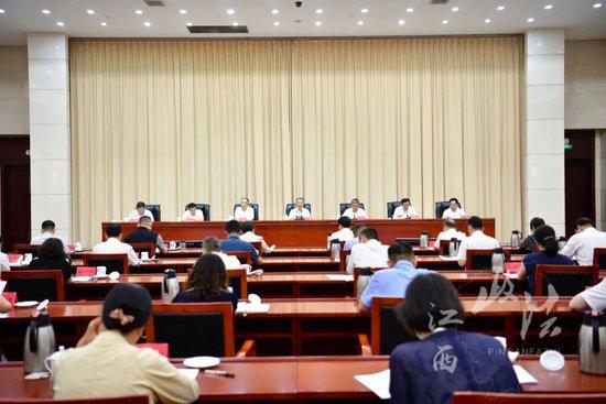 持续深挖、严惩“六霸”！多地重拳出击，公开征集这些线索