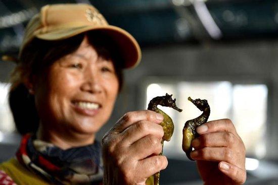 镜观·回响|坚持以人为本 推进共同富裕