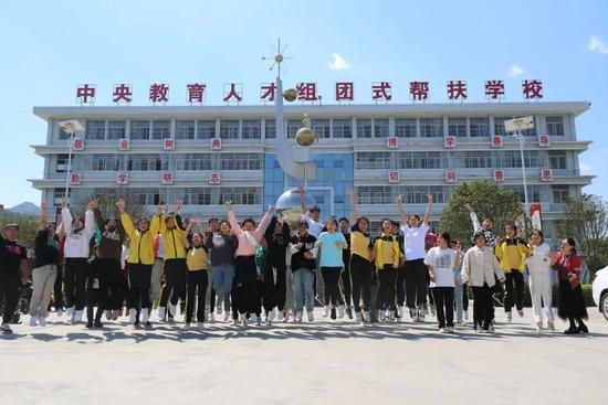 云南省委书记的“五问”