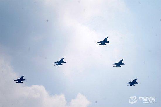 我在阅兵现场|空中梯队,致敬胜利