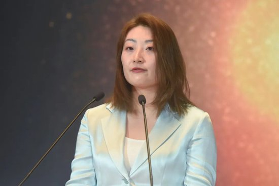 宗馥莉已回娃哈哈上班!“娃小宗”仅41天就“退场”,知情人士:部分经销商不信任“娃小宗”,拒绝支付保证金