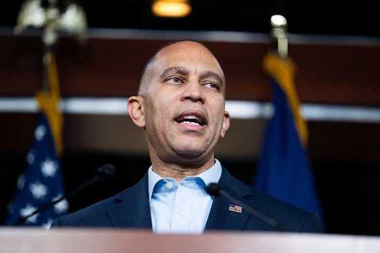 美国联邦政府关门已“满月”,为什么两党还不急