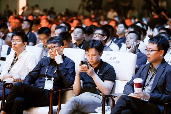 “90后”,疯狂“造人”