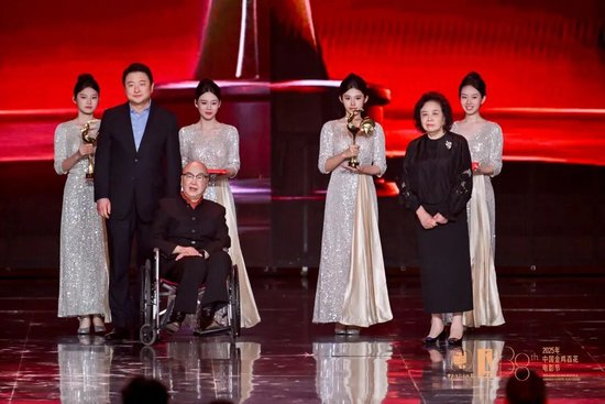 第38届中国电影金鸡奖揭晓,全名单来了!