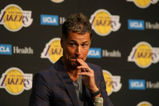 前高管：湖人也得解雇佩林卡 留用他在东契奇时代就别想夺冠