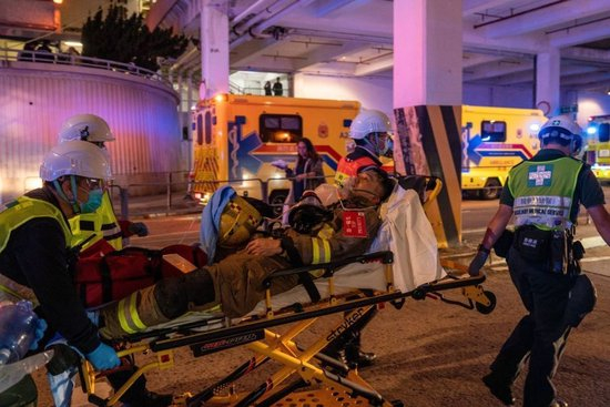 香港宏福苑“几乎被吞噬”:起火高楼正经历“大修”