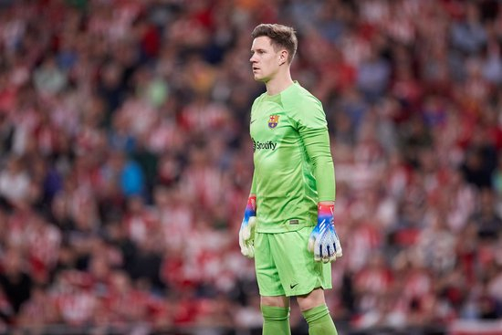 每体:特狮已能和巴萨合练,但他复出还需再等一个月左右