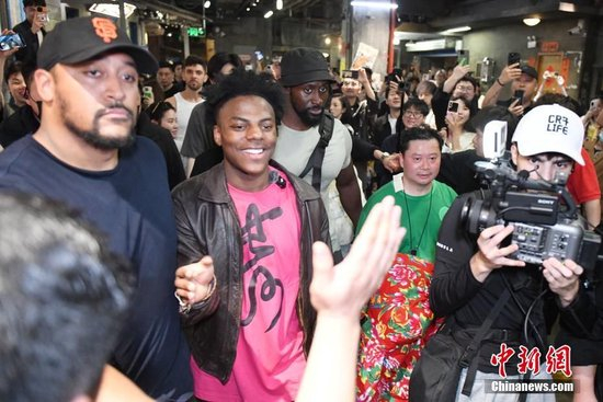 (年终特稿)免签再扩圈 中外人员往来迎新利好