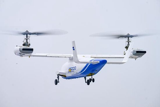 全球首款6吨级倾转旋翼飞行器成功首飞
