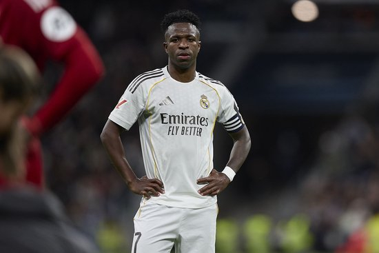 重金诱惑！世体：沙特曾为维尼修斯开2亿年薪报价 皇马违约金10亿