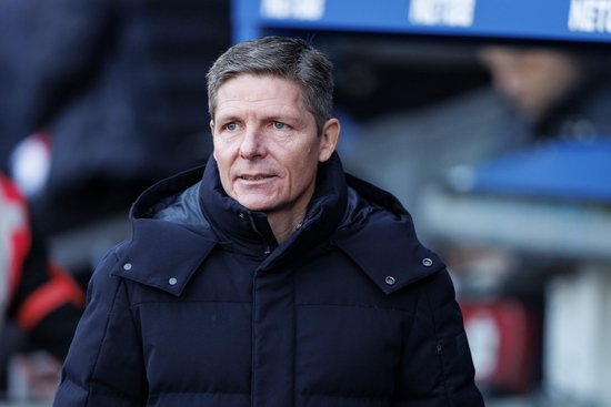 邮报：热刺的一些人在考虑是否解雇弗兰克，他们青睐格拉斯纳