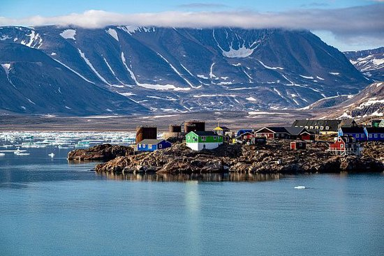 特朗普拒绝说明是否会以武力夺取格陵兰