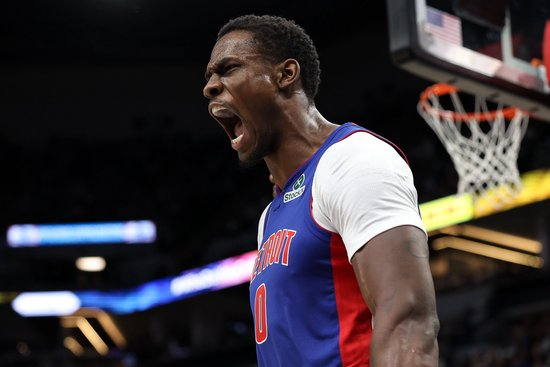 原来是备胎！东契奇初到湖人后列出了5个中锋目标 艾顿并不在其中