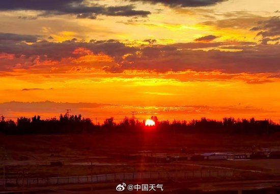 落日熔金！新疆阿克陶晚霞绝美如油画